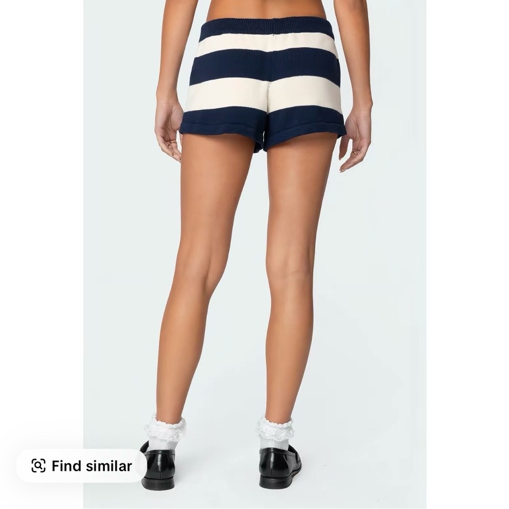 Edikted Riley Striped Knit Shorts - Picture 3 of 6